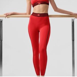 ALO Yoga Airlift High-Waist 7/8 Line Up Legging in Red Hot Summer size Large